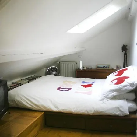 Daire Charming 2-bedroom Duplex Bastille *