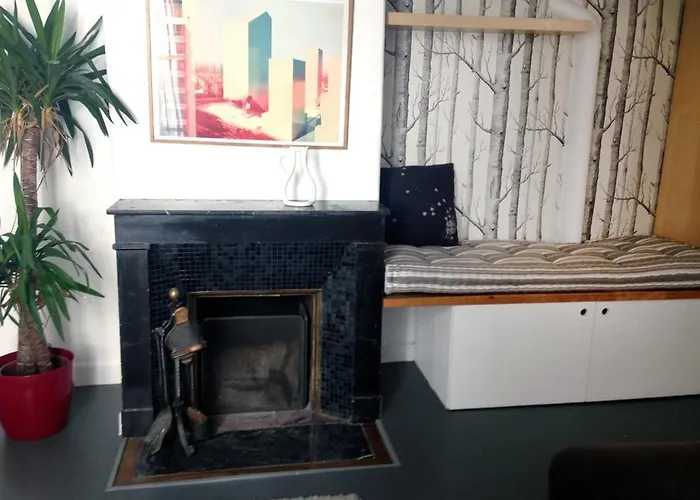 Charming 2-bedroom Duplex Bastille Paris